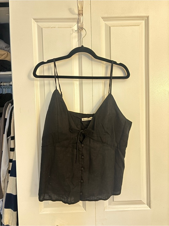 Abercrombie & Fitch Tops - Abercrombie & Fitch Black Spaghetti Strap Tie-Front Cami